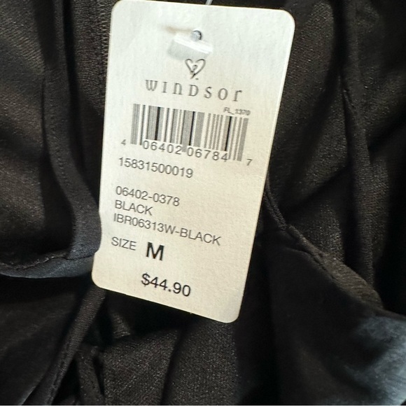 Windsor women's black wide leg romper size medium with spaghetti straps, nwt - Picture 5 of 6